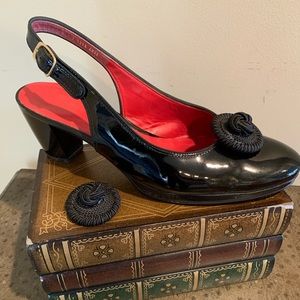 Black Shoe Clips